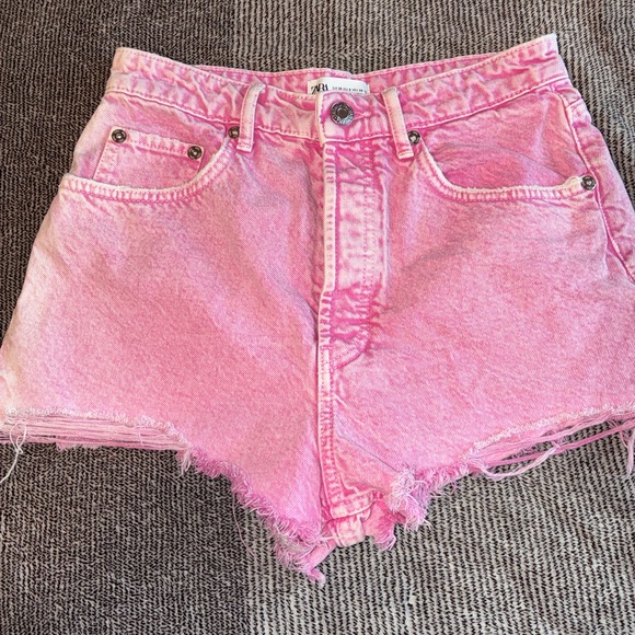Zara Bright Pink Jean Shorts - Picture 3 of 10